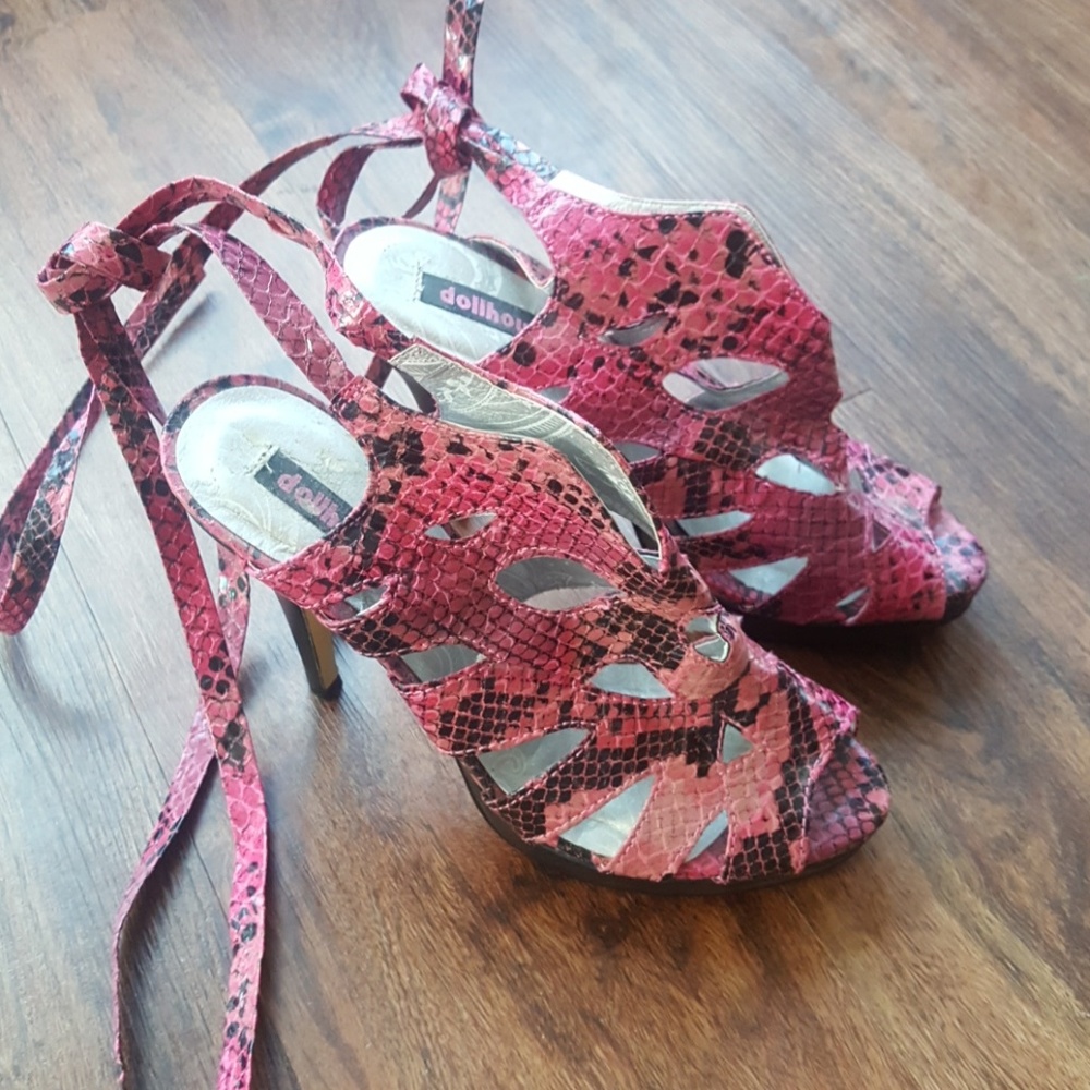 Pink and Black Tie Up Heels